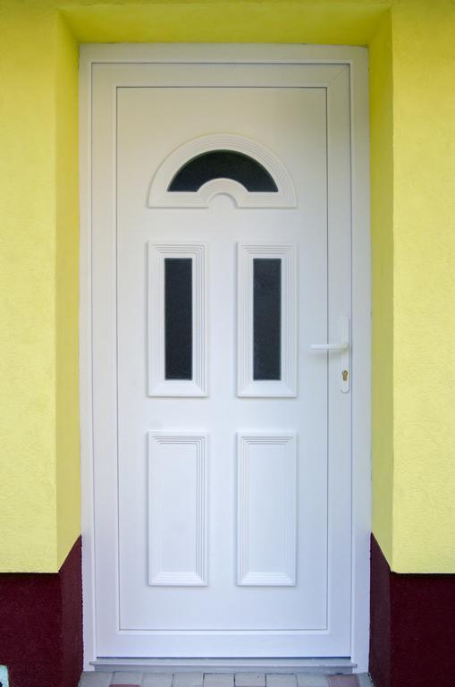 CSONGRÁDI VENDÉGVÁRÓ Apartmanok, Szarka ház Exterior foto