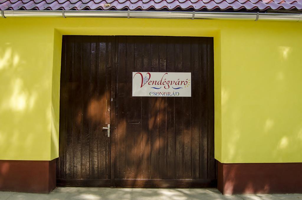 CSONGRÁDI VENDÉGVÁRÓ Apartmanok, Szarka ház Exterior foto