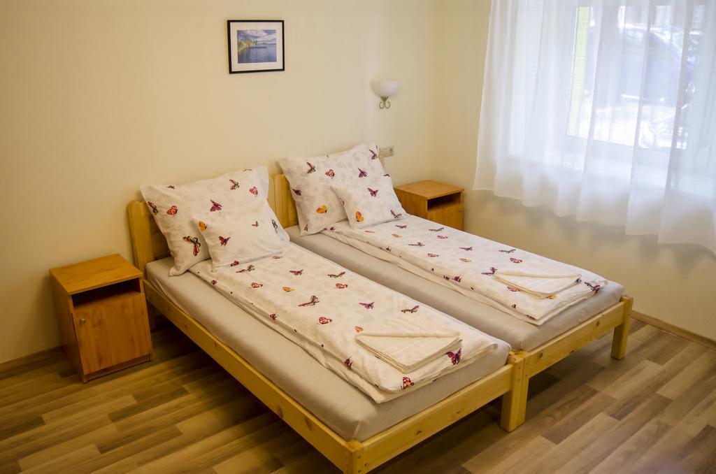 CSONGRÁDI VENDÉGVÁRÓ Apartmanok, Szarka ház Exterior foto